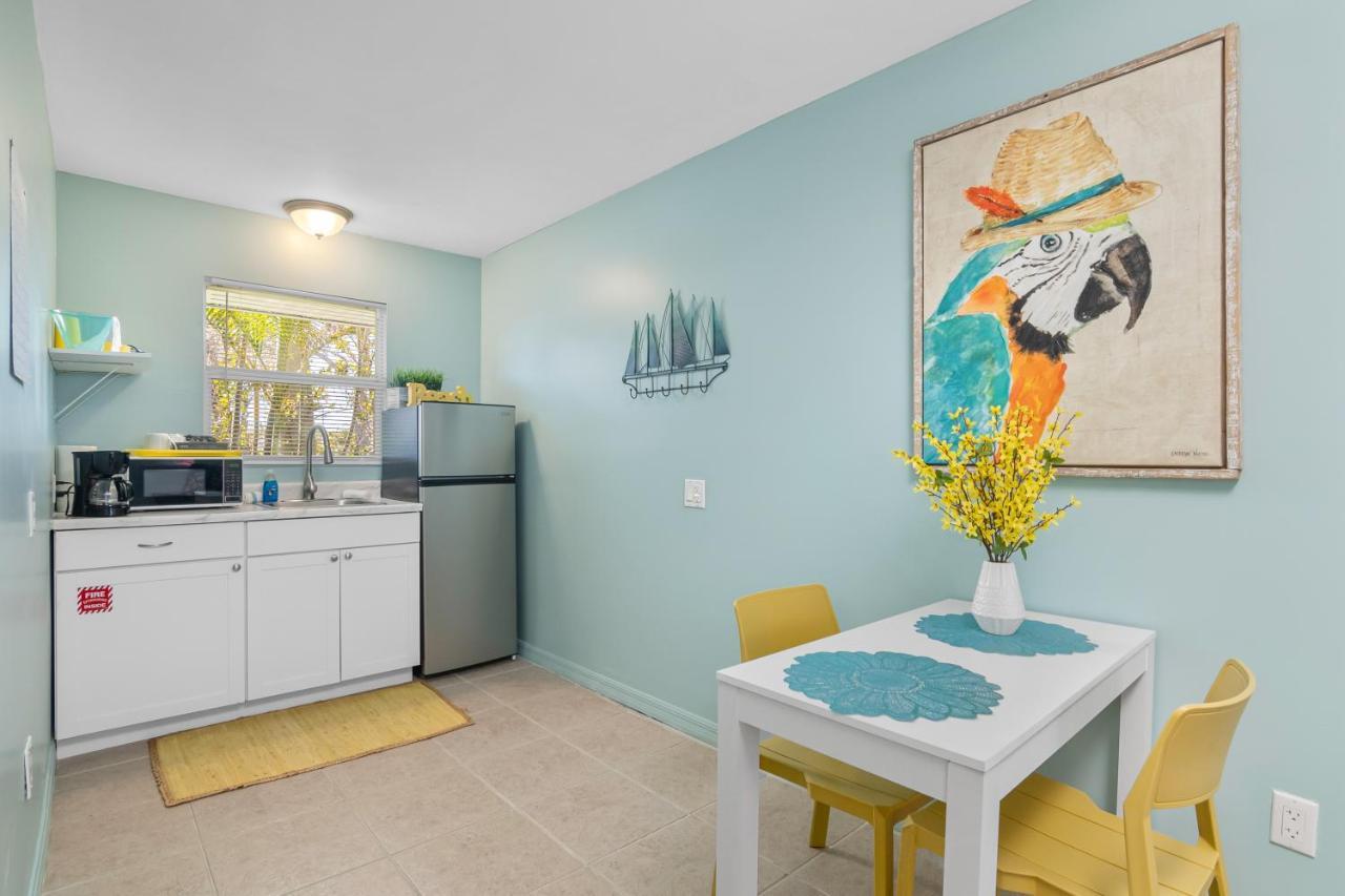 Latitude 26 Waterfront Boutique Resort - Bonita Springs Esterno foto
