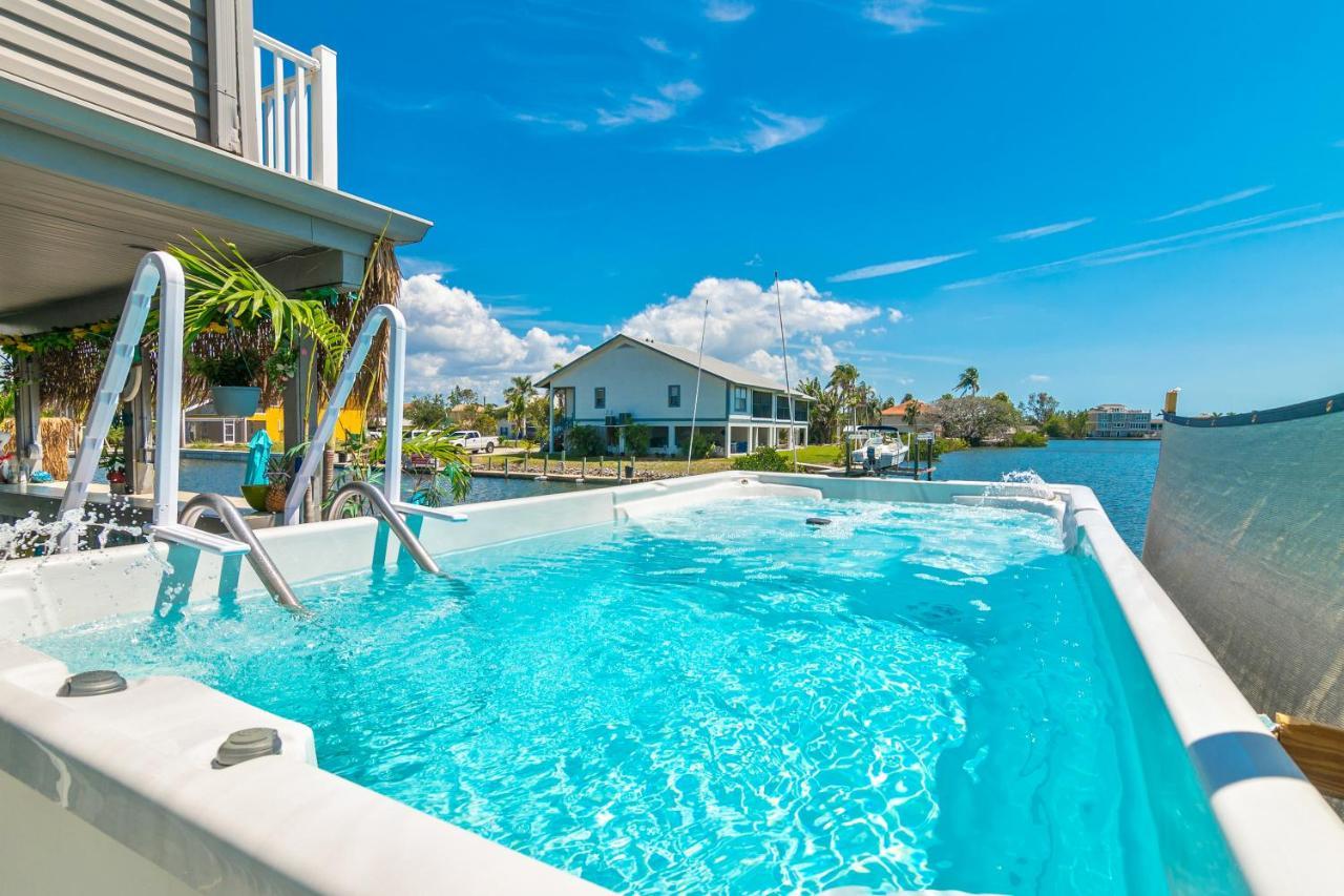 Latitude 26 Waterfront Boutique Resort - Bonita Springs Esterno foto