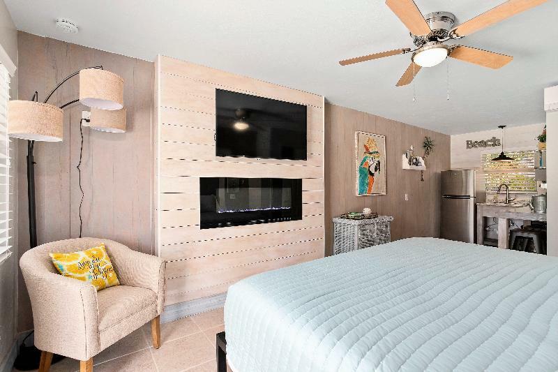 Latitude 26 Waterfront Boutique Resort - Bonita Springs Esterno foto